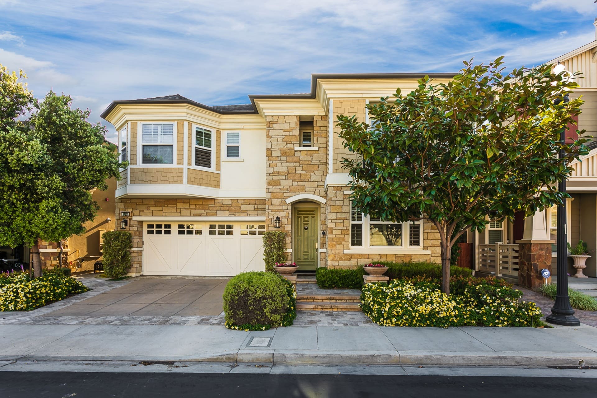 17291 Osterville Lane, Huntington Beach, CA 92649 Stanfield Real Estate