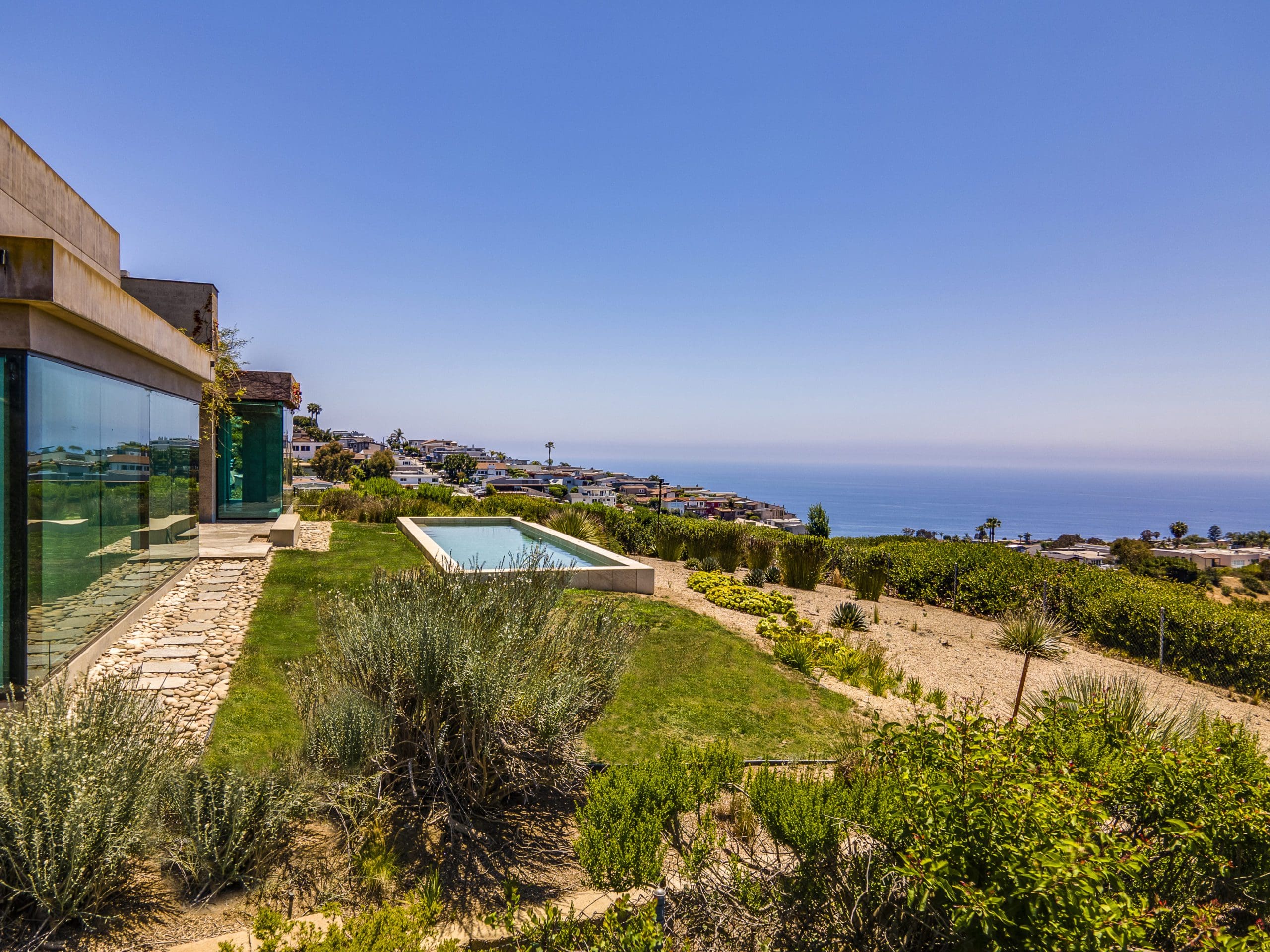1100 Balboa Avenue, Laguna Beach, CA 92651 Stanfield Real Estate